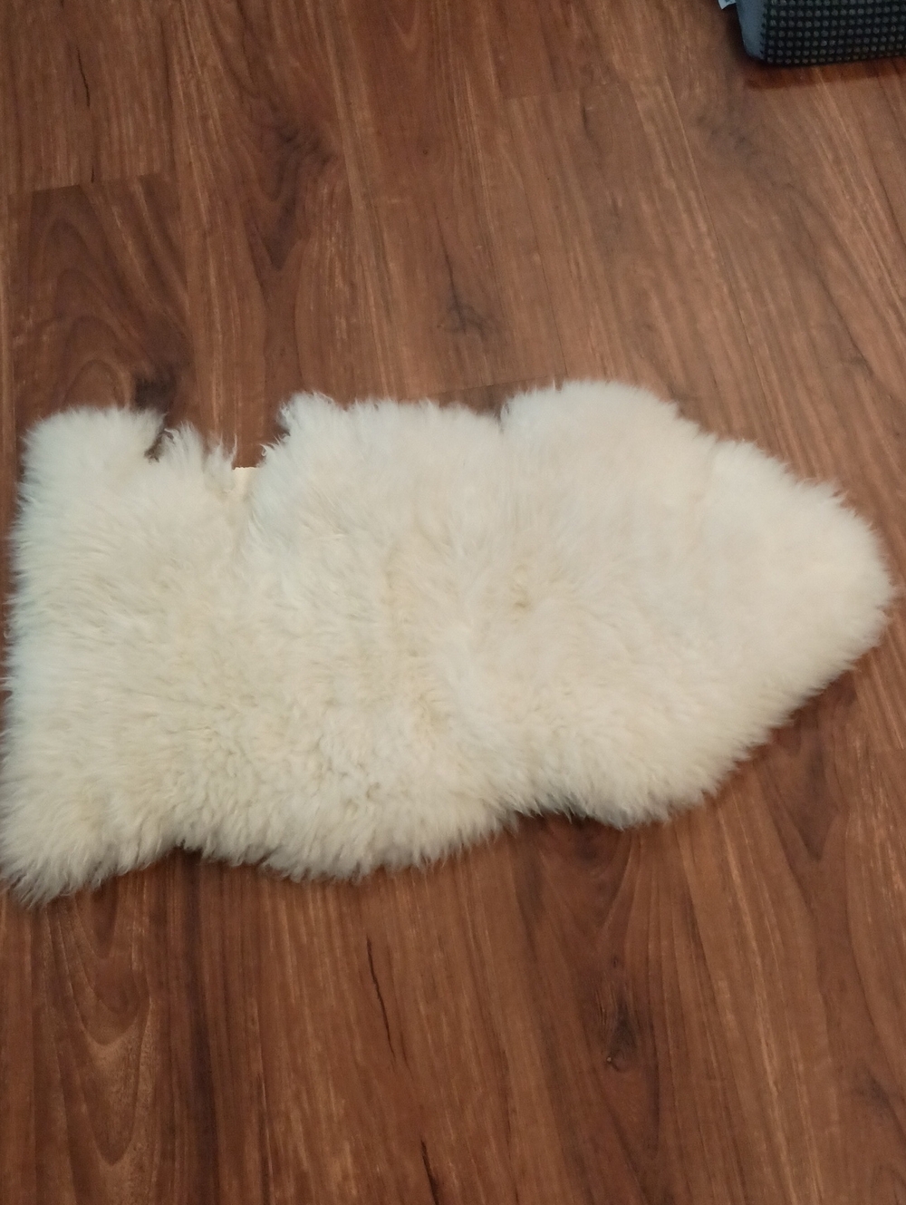 IKEA Cream Faux Sheepskin Accent Throw
